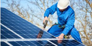 Installation Maintenance Panneaux Solaires Photovoltaïques à La Chapelle-Yvon